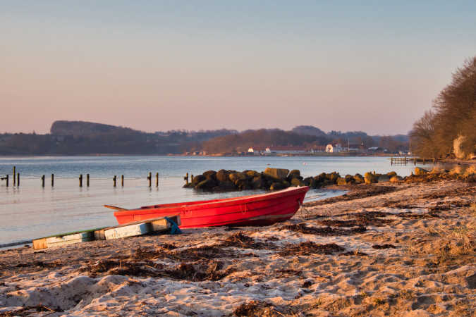 Kalvø, set fra Genner Bugt.